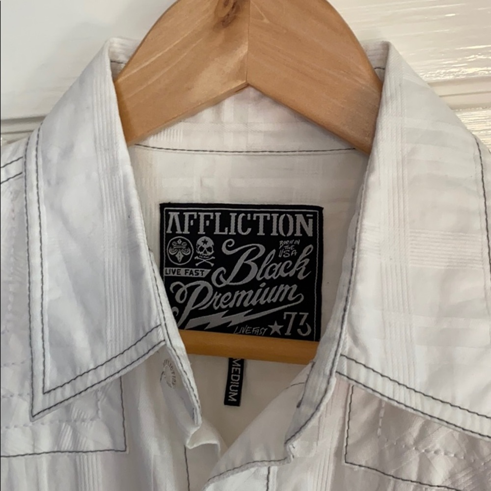 Affliction Black Premium - White Medium Athletic